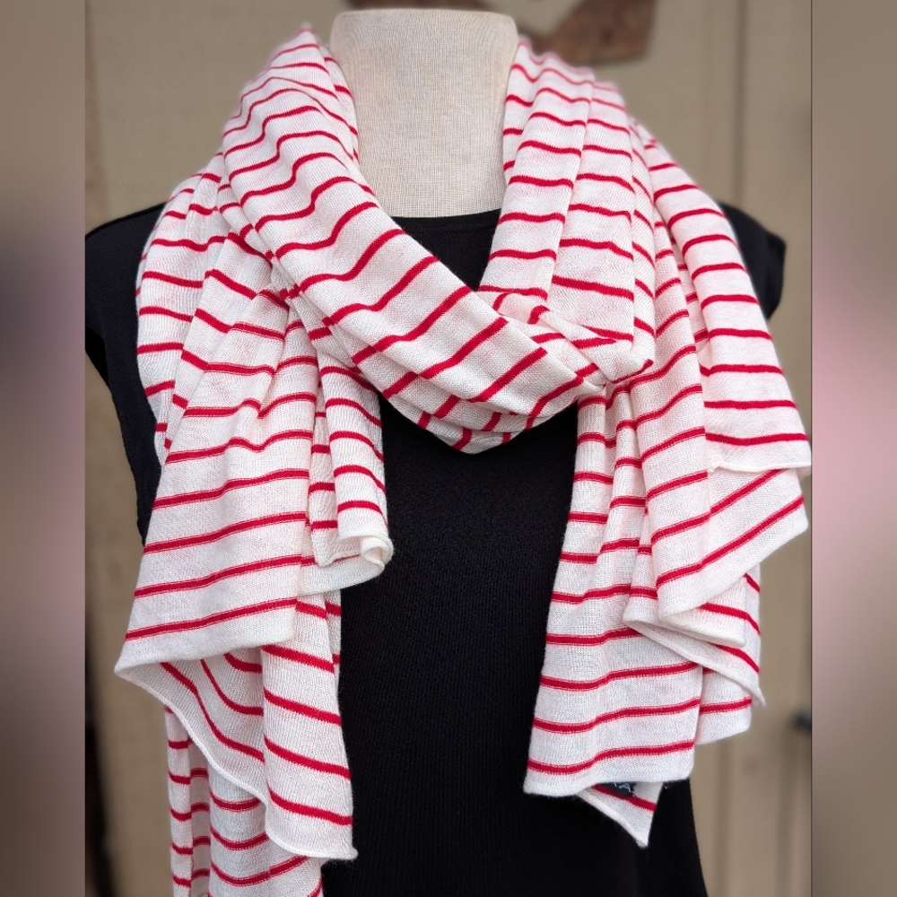 Fraas Red And White Soft Knit Wrap Scarf